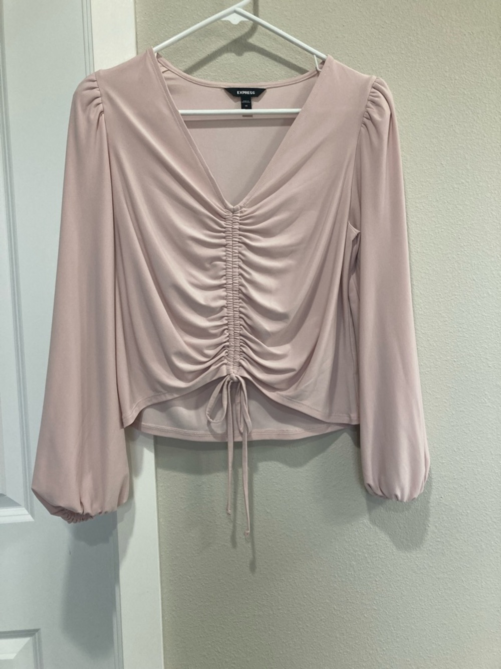 Express Blush Ruched Drawstring V-Neck Blouson Sleeve Top